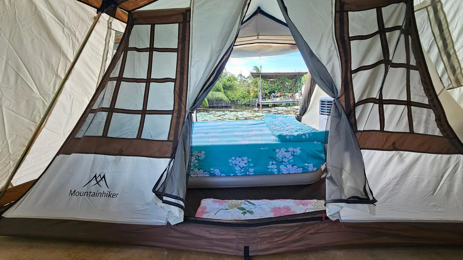 Nha Tren Ho Tai Homestay Sen & Zen Villa 0*, Vung Tau Vietnam