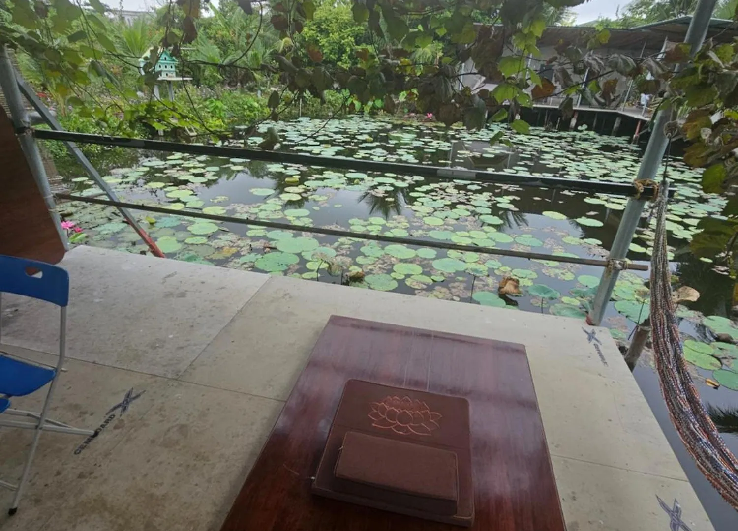 Nha Tren Ho Tai Homestay Sen & Zen Villa Luxury tent