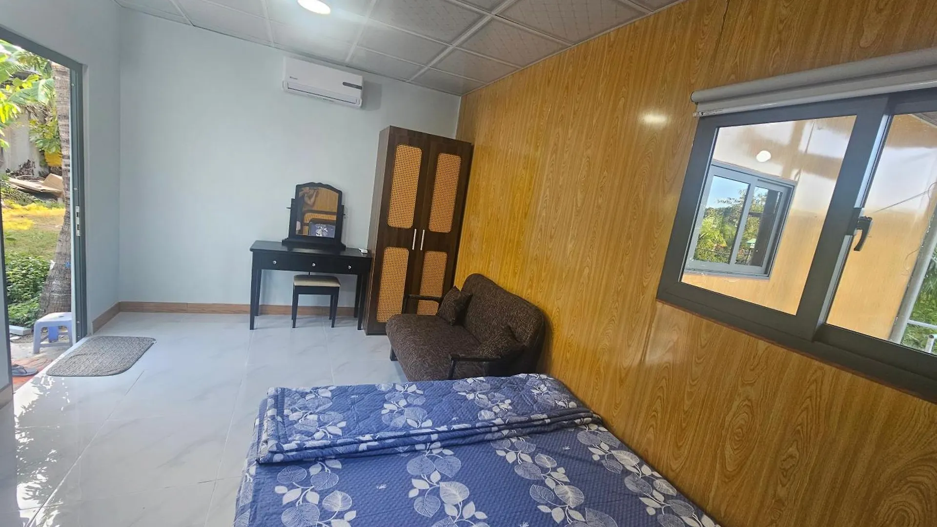 Luxury tent Nha Tren Ho Tai Homestay Sen & Zen Villa