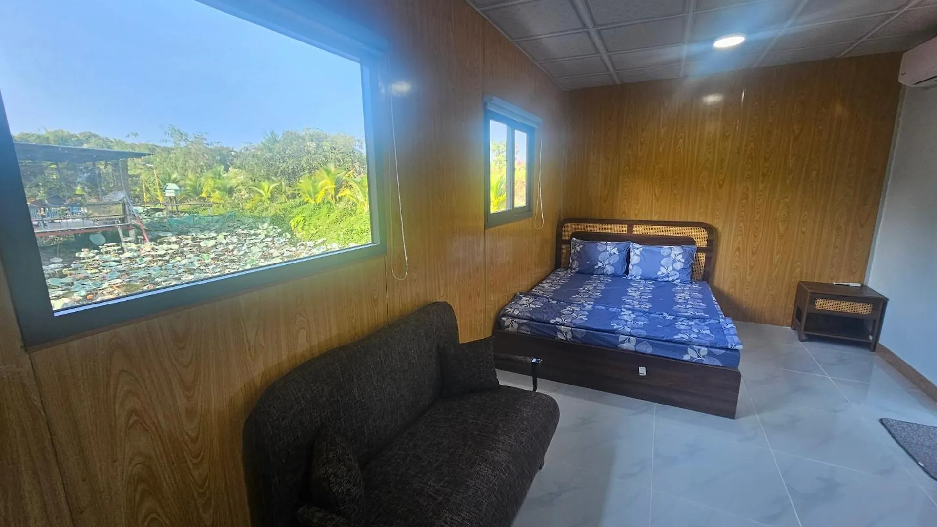 Luxury tent Nha Tren Ho Tai Homestay Sen & Zen Villa