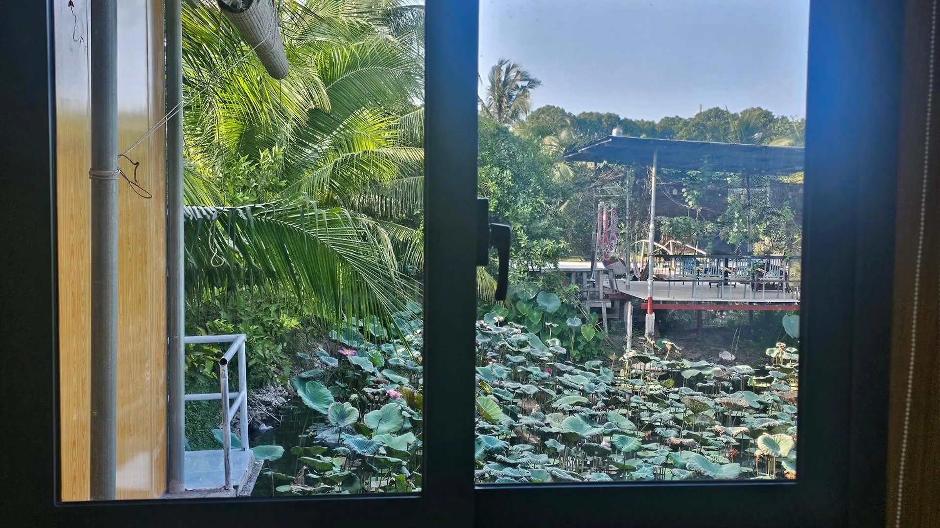 Nha Tren Ho Tai Homestay Sen & Zen Villa 0*, Vung Tau Vietnam